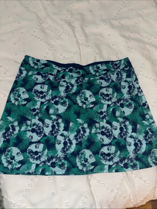 Dresses & Skirts - Floral Print Green and Blue Women’s Skort